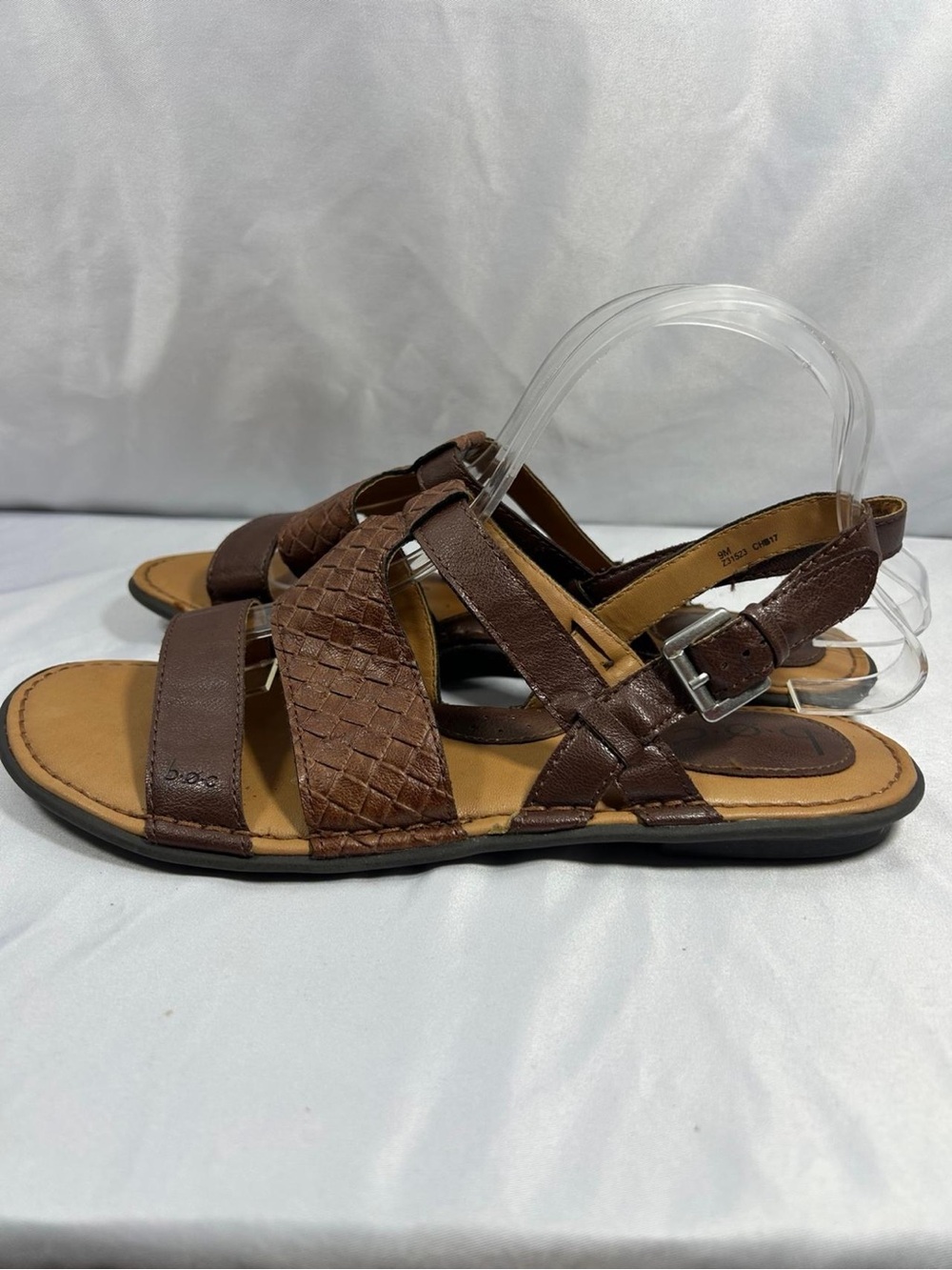 b.o.c. Brown Strappy Woven Leather Sandals Size 9